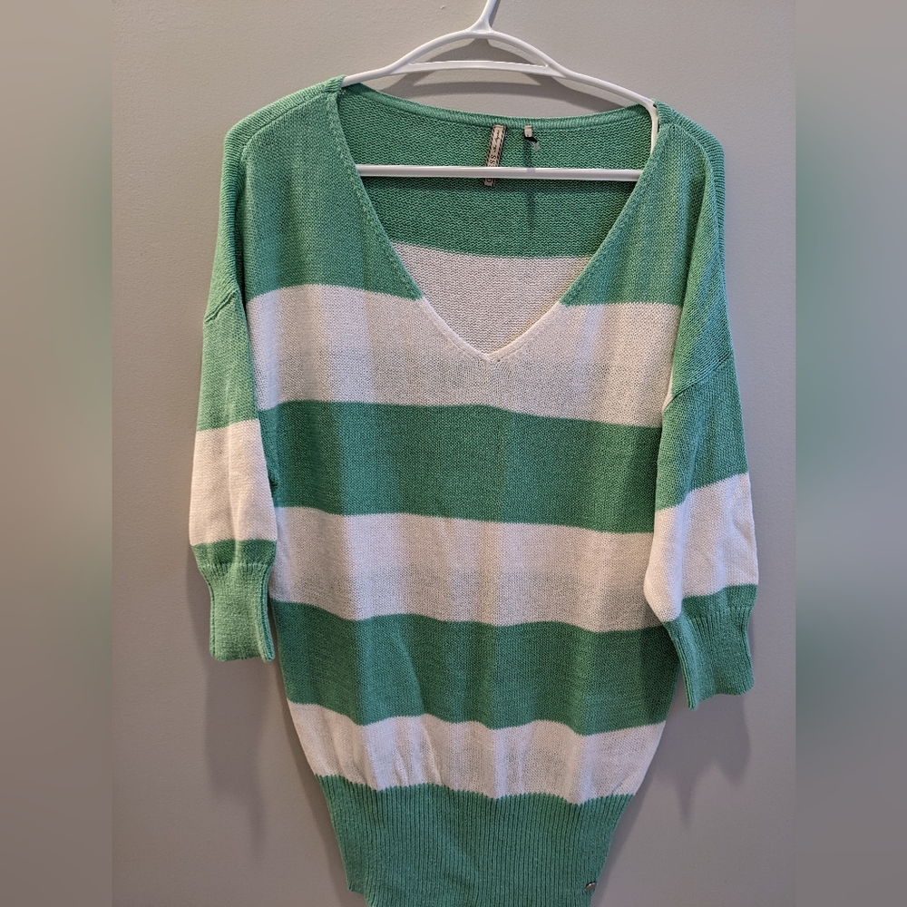 Guess Sweater